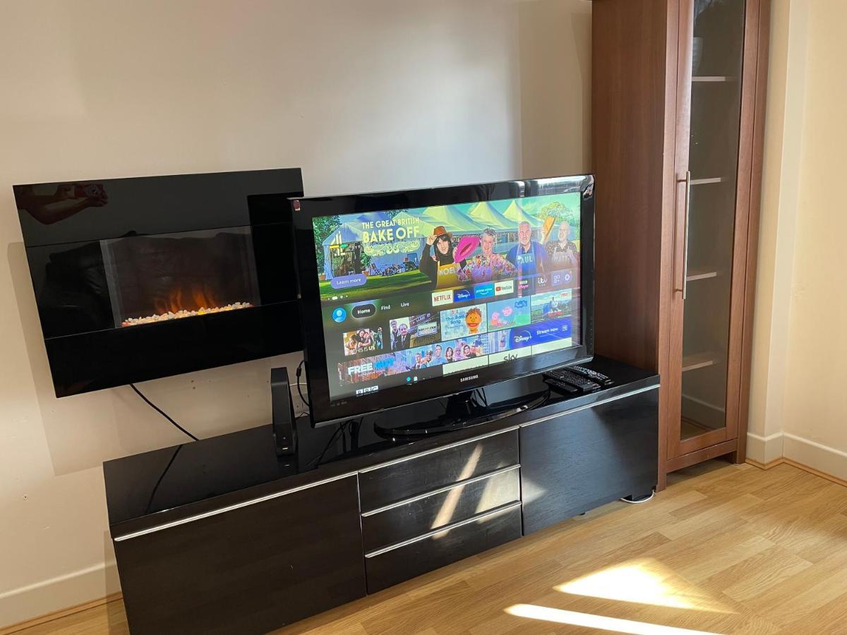 Entire Town Centre 2 Bedroom Apartment Very Close To Beach Bournemouth Luaran gambar