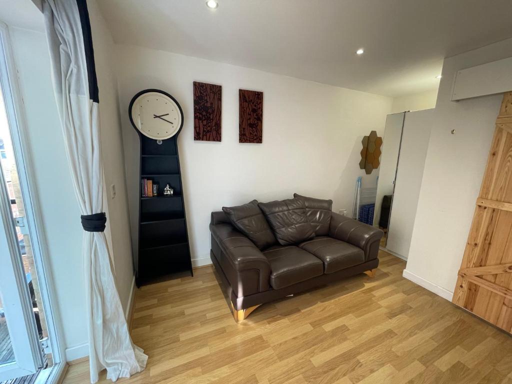 Entire Town Centre 2 Bedroom Apartment Very Close To Beach Bournemouth Luaran gambar